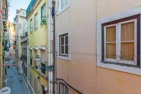 Lisbon Center Sweet Studio Apartment